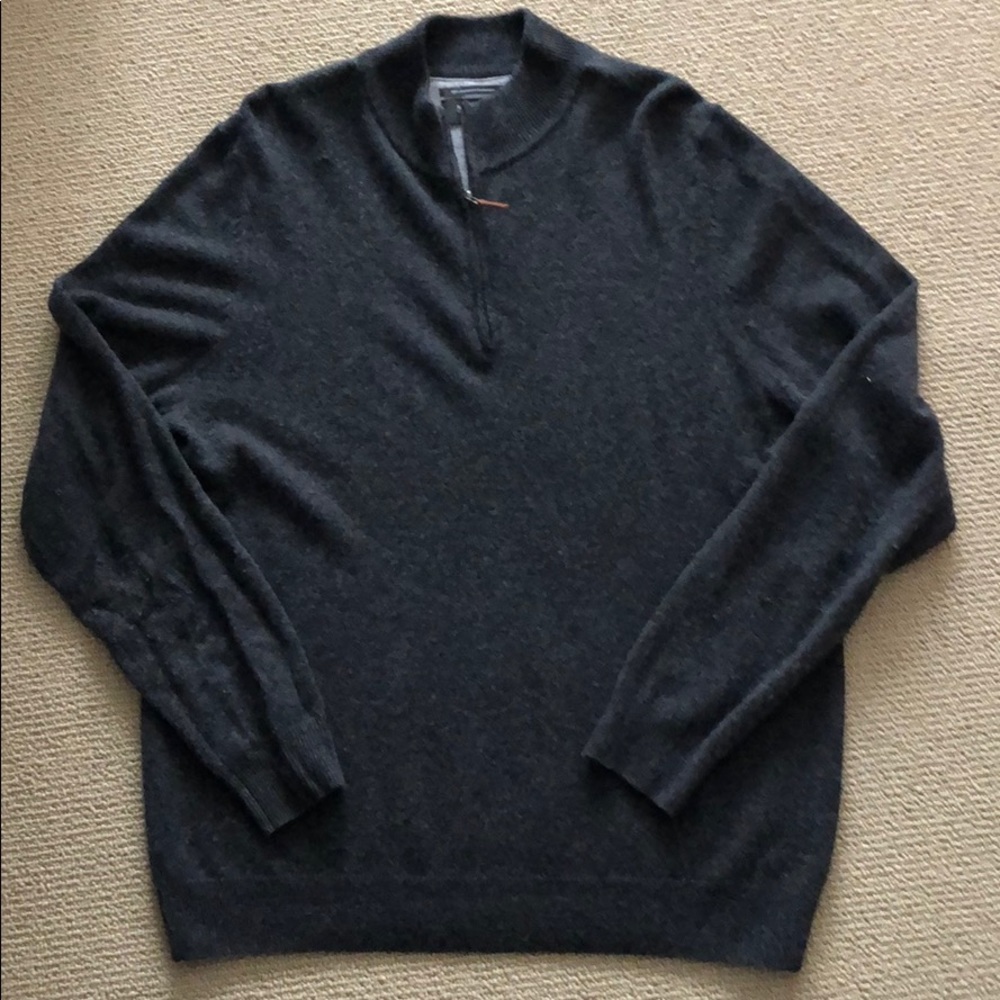 Men’s Nordstrom 100% cashmere sweater. Size L
